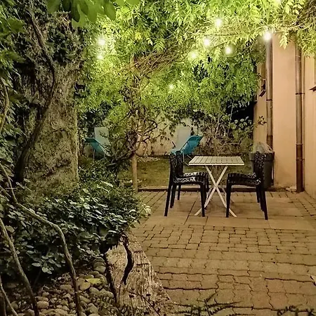 Сasa de vacaciones Côté Jardin